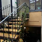 Hostel, Goscinne Mleczarnia - Ozonowane אכסניה