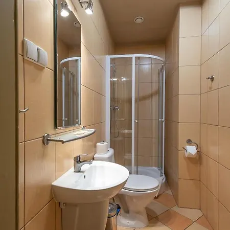 Hostel, Goscinne Mleczarnia - Ozonowane ホステル *