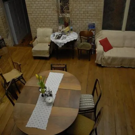 Hostel, Goscinne Mleczarnia - Ozonowane *