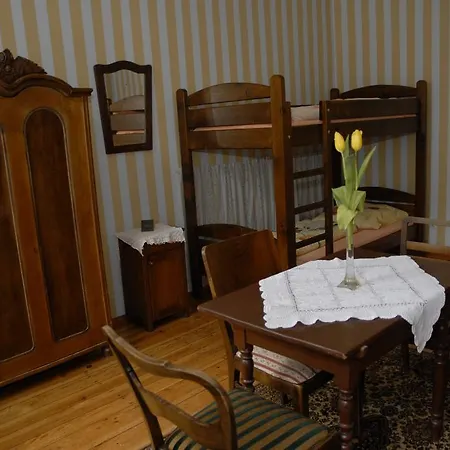 Hostel, Goscinne Mleczarnia - Ozonowane אכסניה *