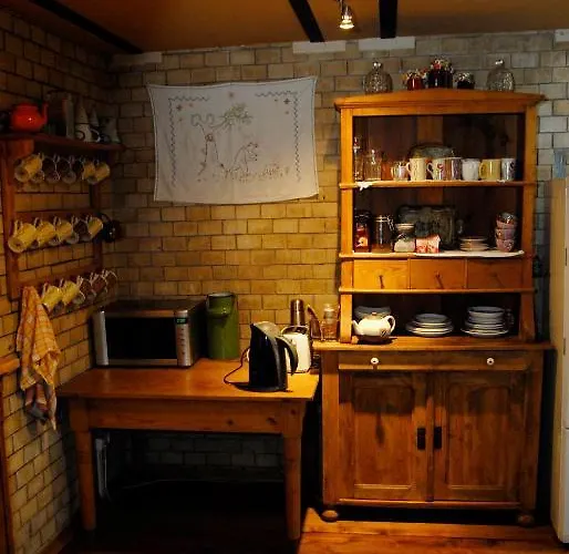 Hostel, Goscinne Mleczarnia - Ozonowane Hostel *